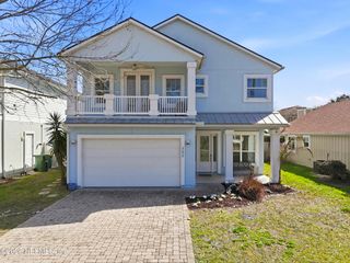 562 14TH Avenue S, Jacksonville Beach, FL 32250