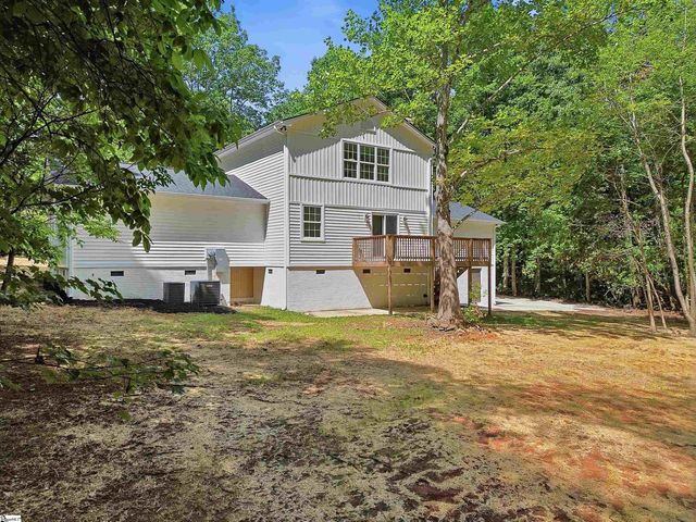8 Overlook Court, Greenville, SC 29609