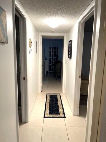 1350 High Point Way Way SE D, Delray Beach, FL 33445