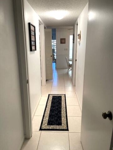 1350 High Point Way Way SE D, Delray Beach, FL 33445