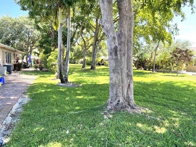 1350 High Point Way Way SE D, Delray Beach, FL 33445