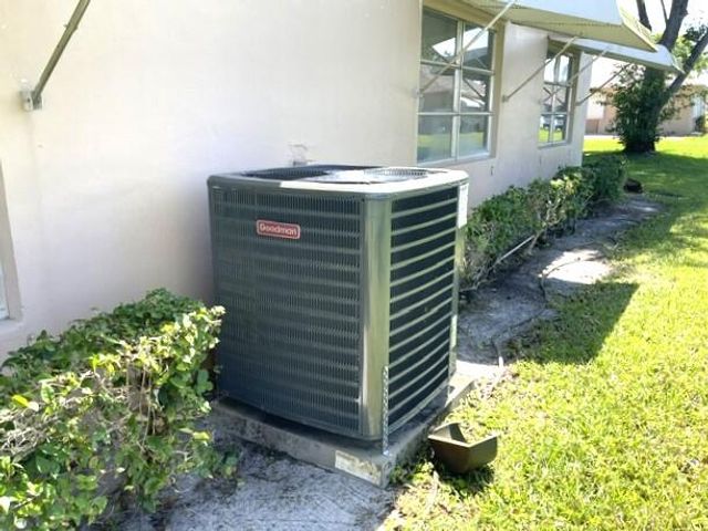 1350 High Point Way Way SE D, Delray Beach, FL 33445