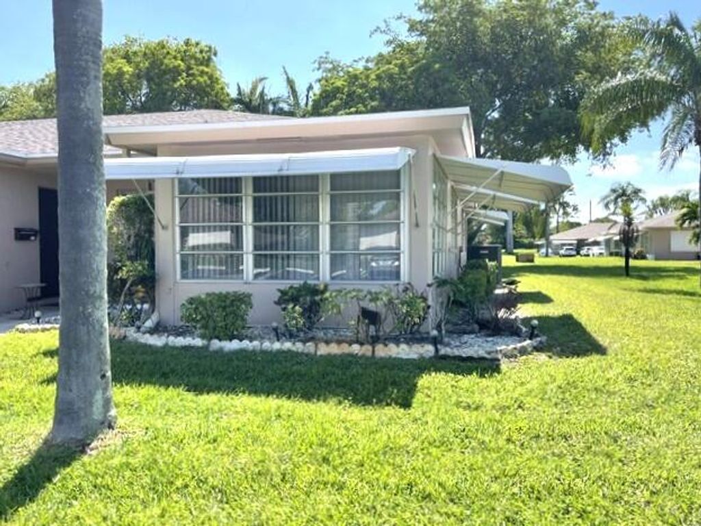 1350 High Point Way Way SE D, Delray Beach, FL 33445