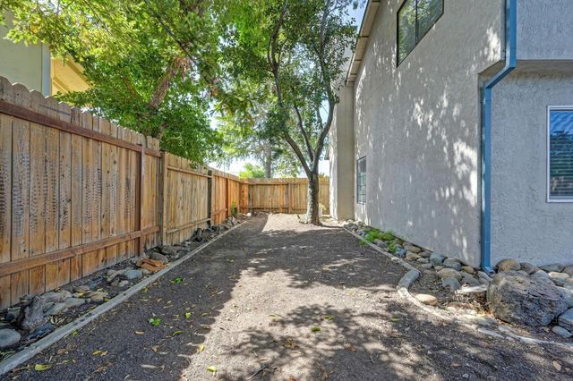 685 Turnstone, Sacramento, CA 95834
