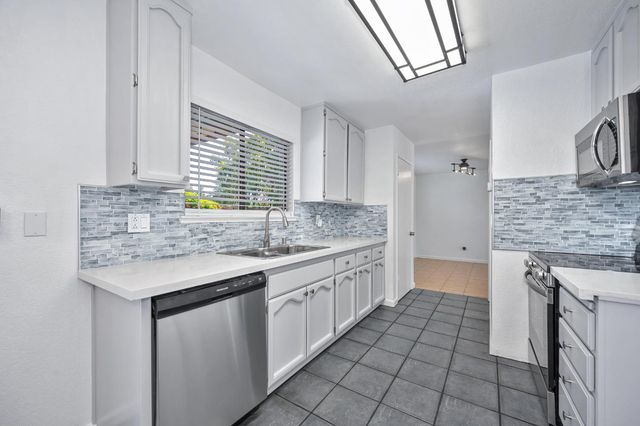 685 Turnstone, Sacramento, CA 95834