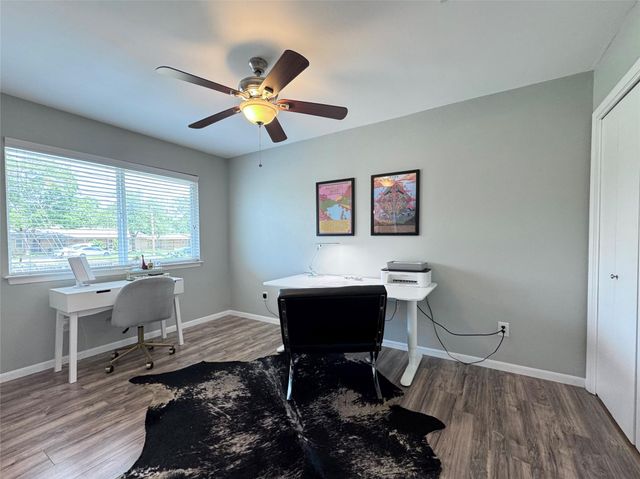 208 Skyloop DR, Austin, TX 78745