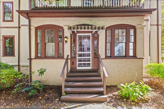 595 Watertown St 1, Newton, MA 02460