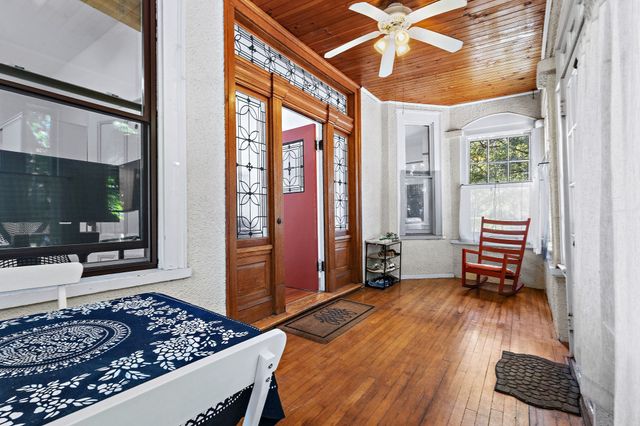 595 Watertown St 1, Newton, MA 02460
