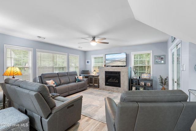 1737 Rosebay Court SW, Ocean Isle Beach, NC 28469