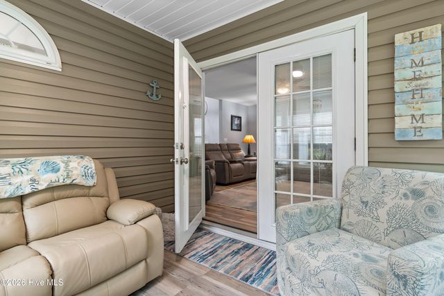 1737 Rosebay Court SW, Ocean Isle Beach, NC 28469