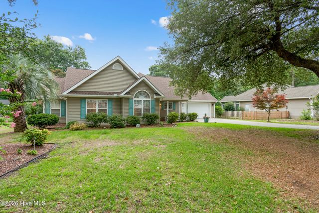 1737 Rosebay Court SW, Ocean Isle Beach, NC 28469