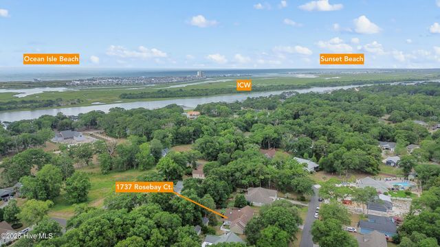 1737 Rosebay Court SW, Ocean Isle Beach, NC 28469