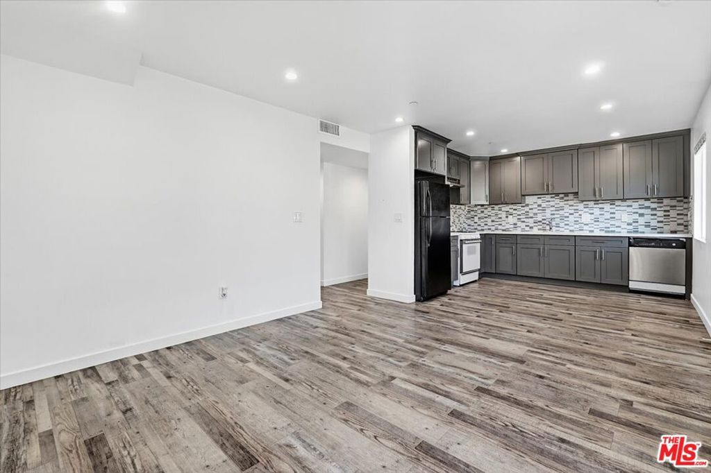 4150 S Normandie Avenue, Los Angeles, CA 90037 — photo 5