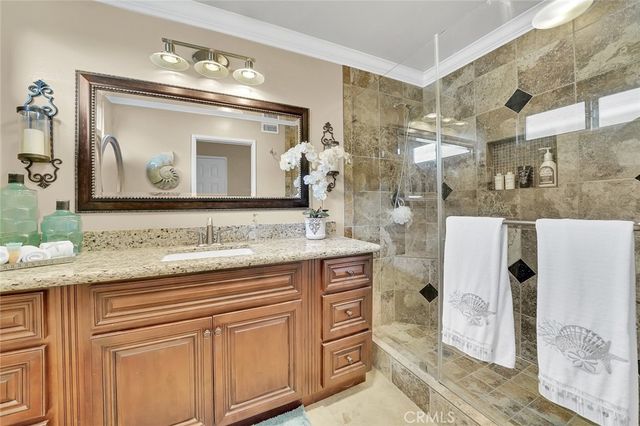 21382 Lemontree, Huntington Beach, CA 92646