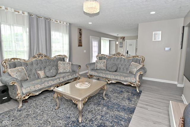 10397 Hillsborough Drive, Fishers, IN 46037