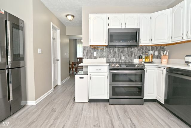 10397 Hillsborough Drive, Fishers, IN 46037