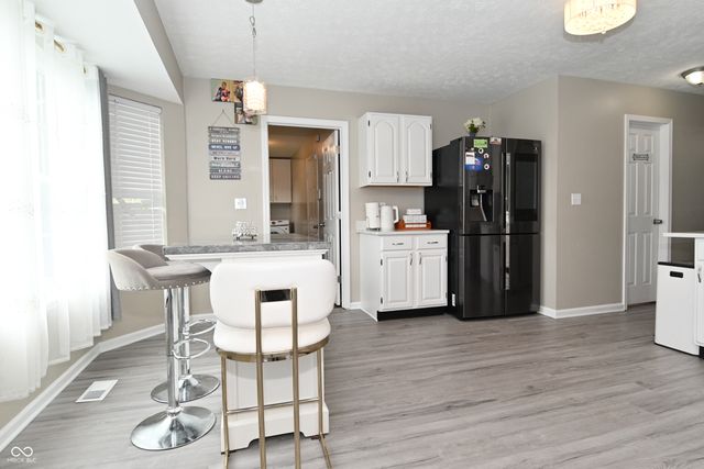 10397 Hillsborough Drive, Fishers, IN 46037