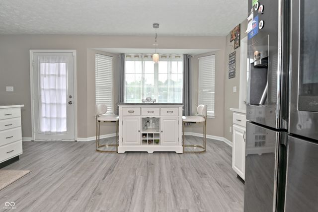10397 Hillsborough Drive, Fishers, IN 46037