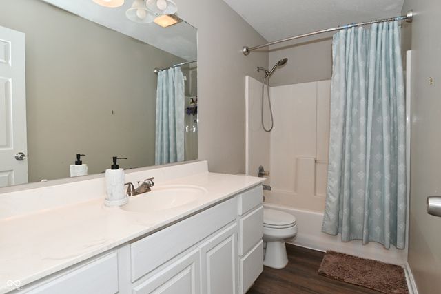 10397 Hillsborough Drive, Fishers, IN 46037