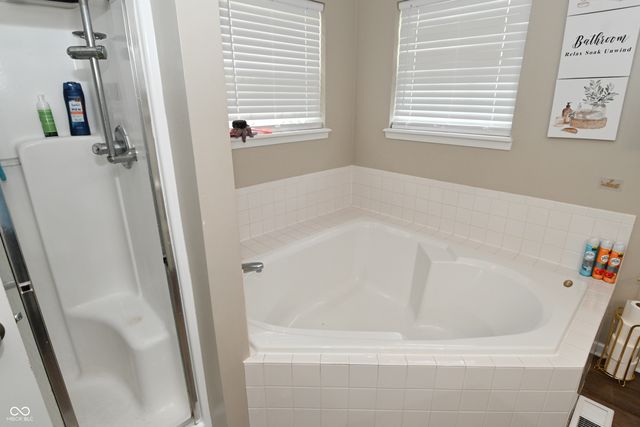 10397 Hillsborough Drive, Fishers, IN 46037