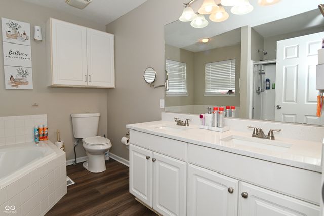 10397 Hillsborough Drive, Fishers, IN 46037