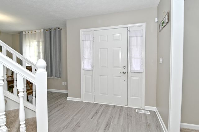 10397 Hillsborough Drive, Fishers, IN 46037