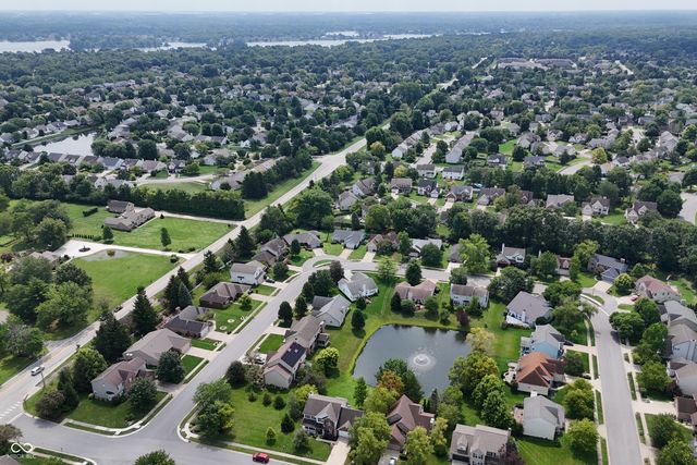 10397 Hillsborough Drive, Fishers, IN 46037