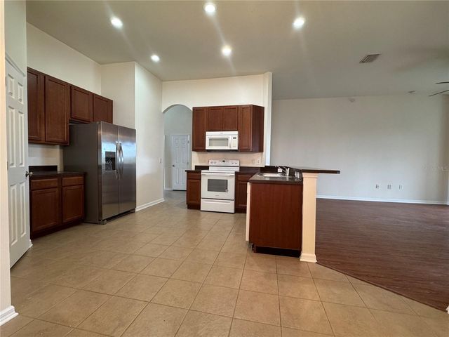 317 DOWN PINE DRIVE, Seffner, FL 33584