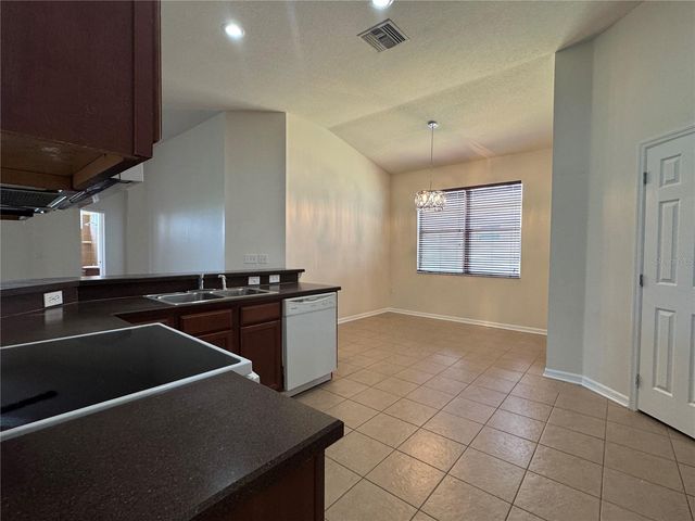 317 DOWN PINE DRIVE, Seffner, FL 33584