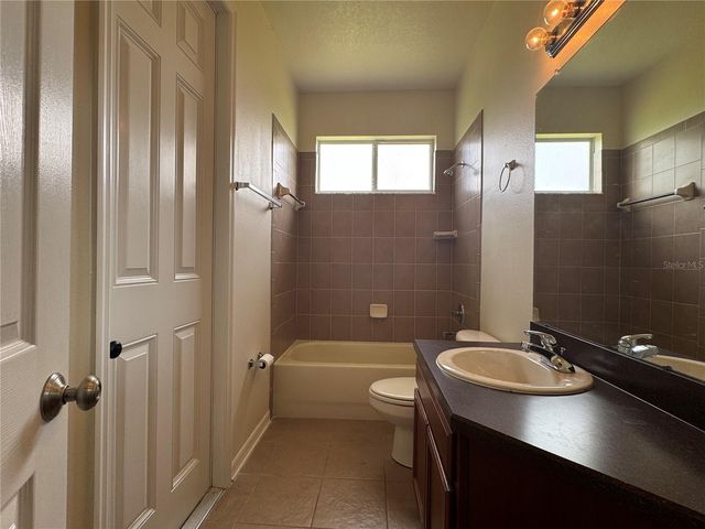 317 DOWN PINE DRIVE, Seffner, FL 33584