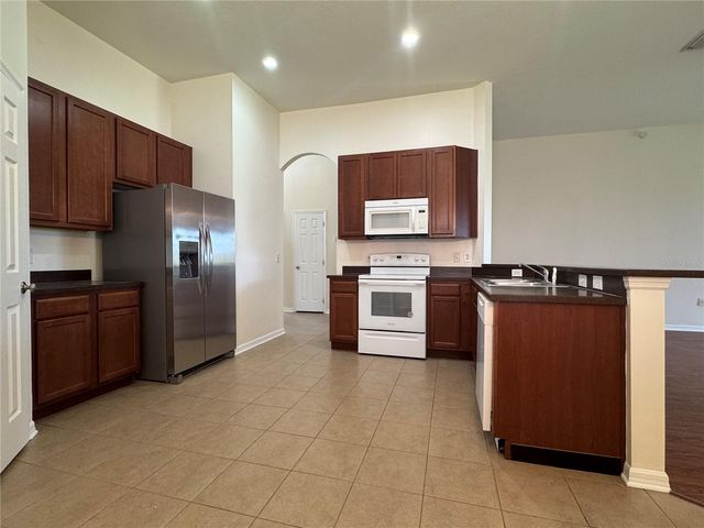 317 DOWN PINE DRIVE, Seffner, FL 33584
