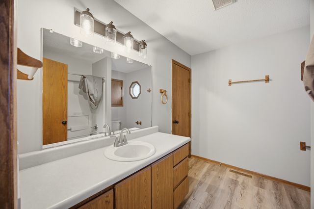 2514 SE 18th Street, Des Moines, IA 50320