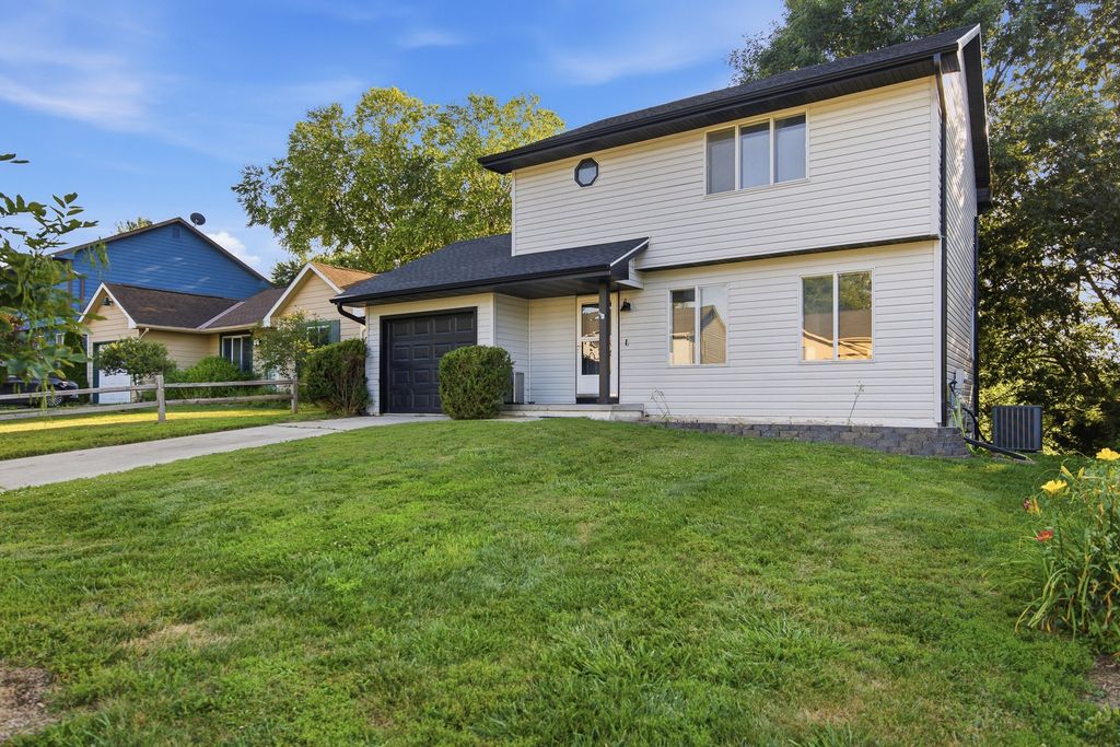 2514 SE 18th Street, Des Moines, IA 50320