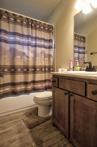 710 Panorama DR, Buchanan Dam, TX 78609