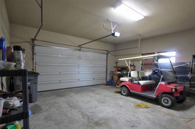 710 Panorama DR, Buchanan Dam, TX 78609