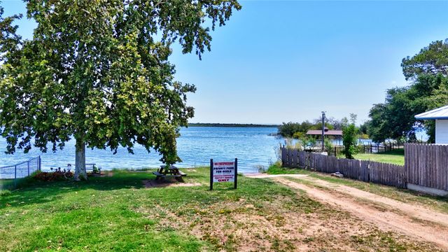 710 Panorama DR, Buchanan Dam, TX 78609