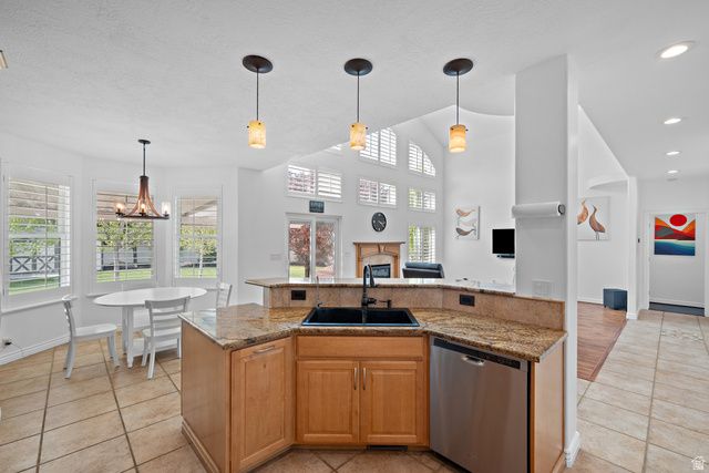 11226 S RIVER FRONT PKWY, South Jordan, UT 84095