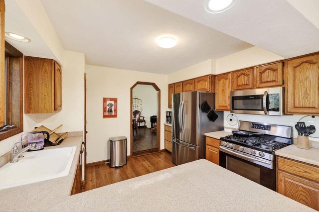 3848 Sunny Wood Drive, Deforest, WI 53532