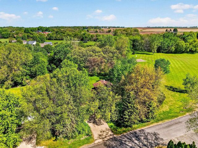 3848 Sunny Wood Drive, Deforest, WI 53532