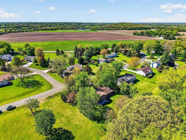 3848 Sunny Wood Drive, Deforest, WI 53532