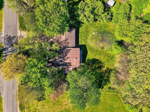 3848 Sunny Wood Drive, Deforest, WI 53532