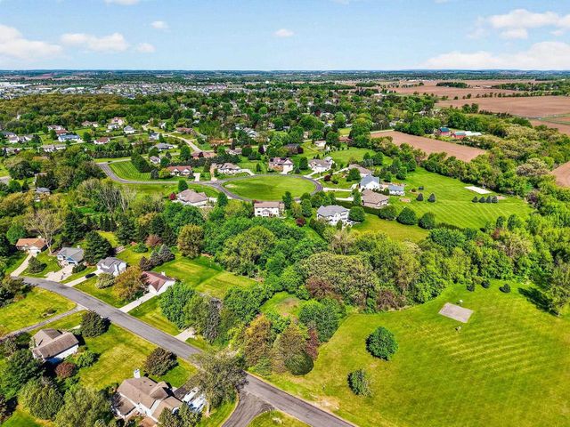 3848 Sunny Wood Drive, Deforest, WI 53532