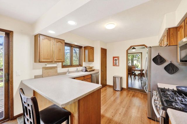 3848 Sunny Wood Drive, Deforest, WI 53532