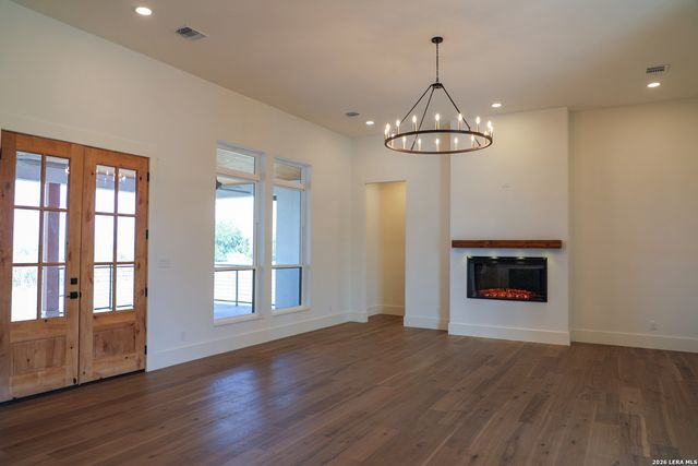 977 PINTO CYN, Bandera, TX 78003