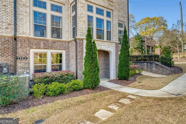 2381 Brissett Lane, Brookhaven, GA 30319