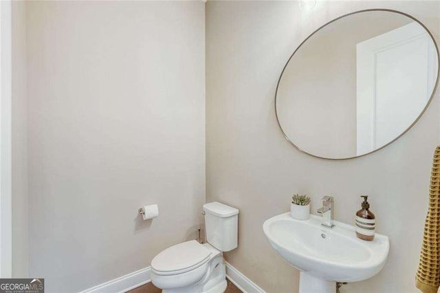 2381 Brissett Lane, Brookhaven, GA 30319