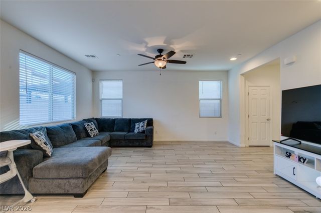 386 Espressivo Street, Henderson, NV 89011