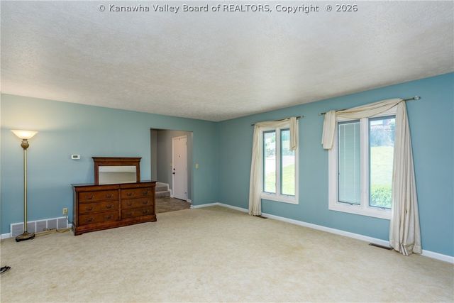 1377 Nottingham Road, Charleston, WV 25314
