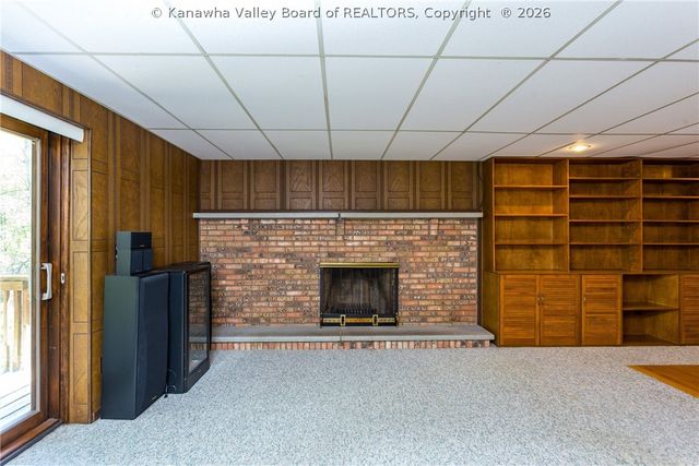 1377 Nottingham Road, Charleston, WV 25314