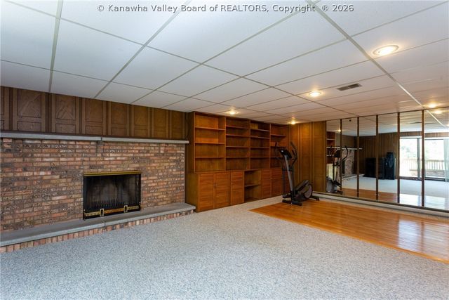 1377 Nottingham Road, Charleston, WV 25314